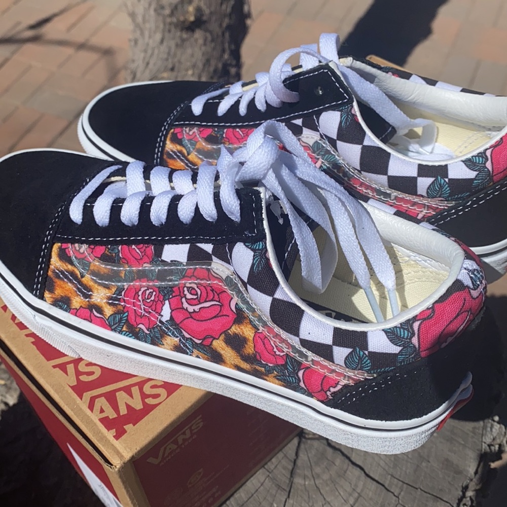New Van Sneakers